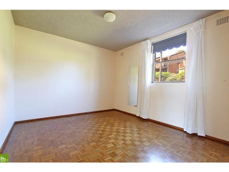 2/1 Powell Street, Mangerton NSW 2500