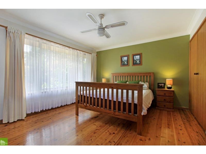 128  Iola Avenue, Farmborough Heights NSW 2526