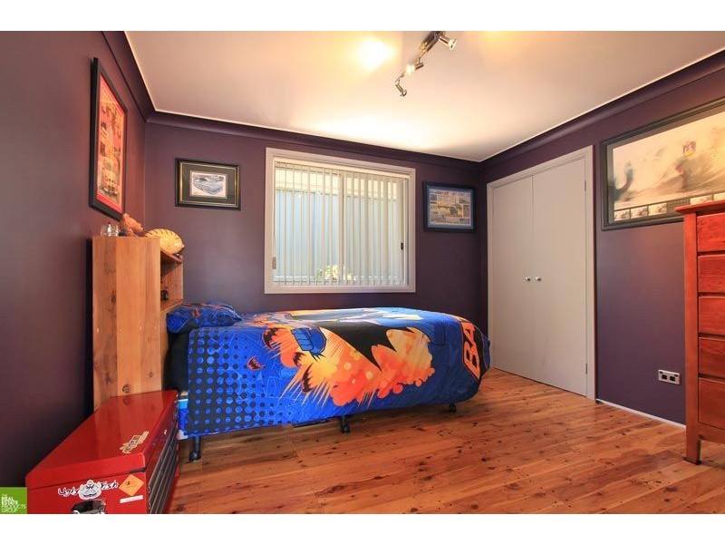 7 Erlinya Place, Cordeaux Heights NSW 2526