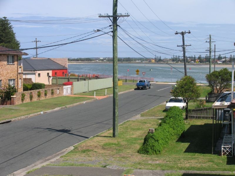 1/92 Kurrajong Street, Windang NSW 2528