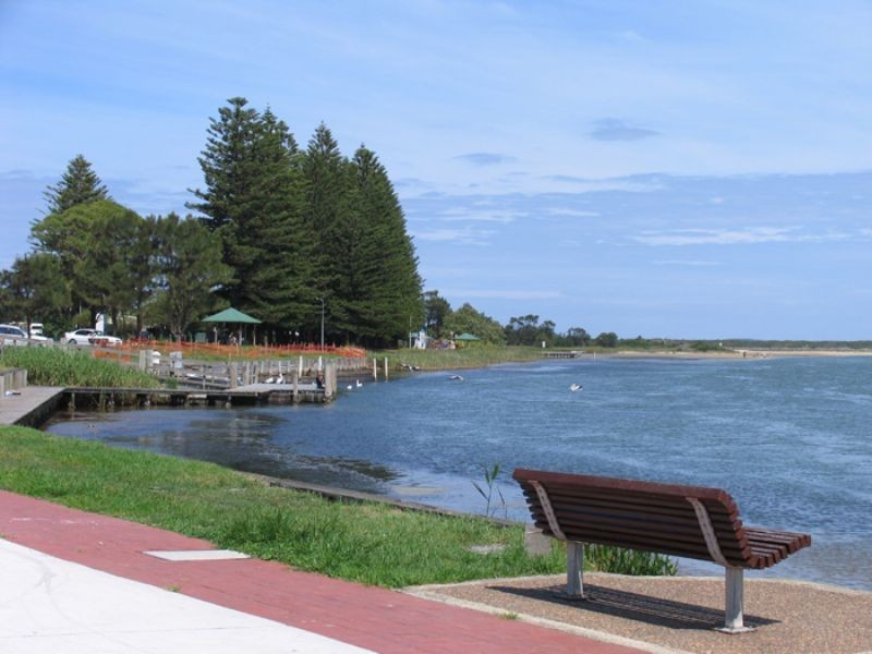 1/92 Kurrajong Street, Windang NSW 2528