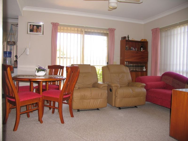 1/92 Kurrajong Street, Windang NSW 2528