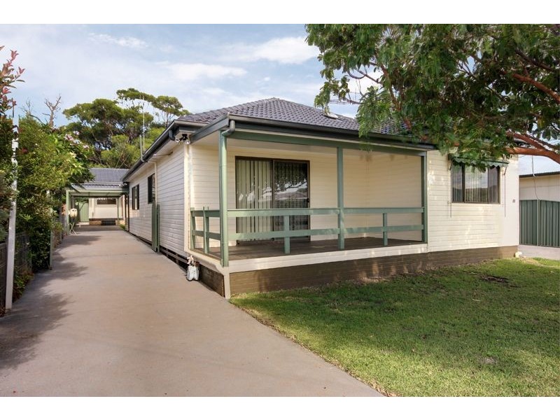 75  Ocean Street, Windang NSW 2528