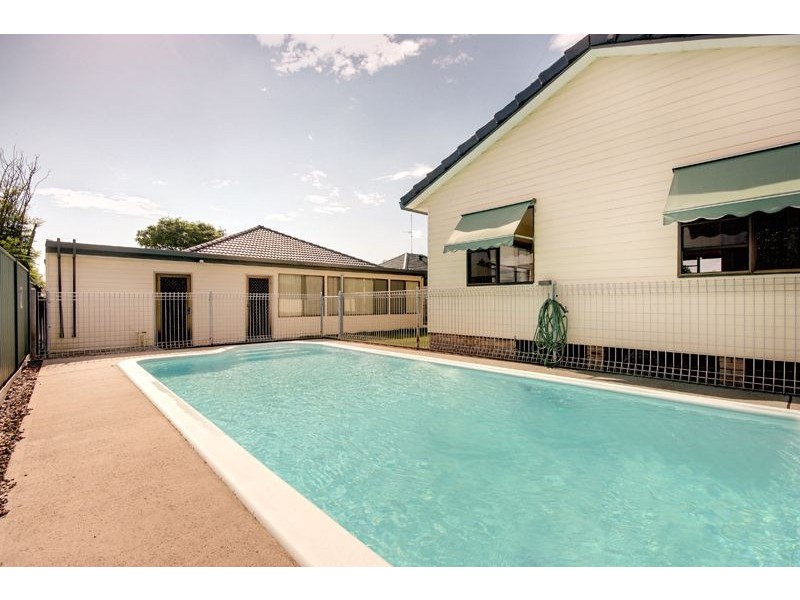 75  Ocean Street, Windang NSW 2528