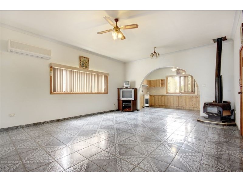 24 High Street, Corrimal NSW 2518