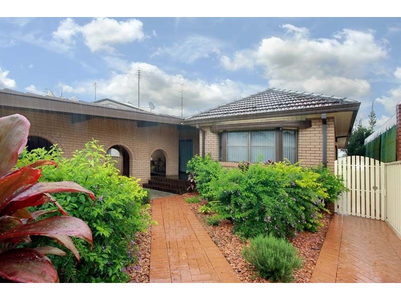 8 Union Street, Towradgi NSW 2518