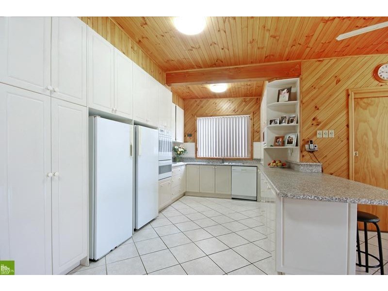 8 Union Street, Towradgi NSW 2518
