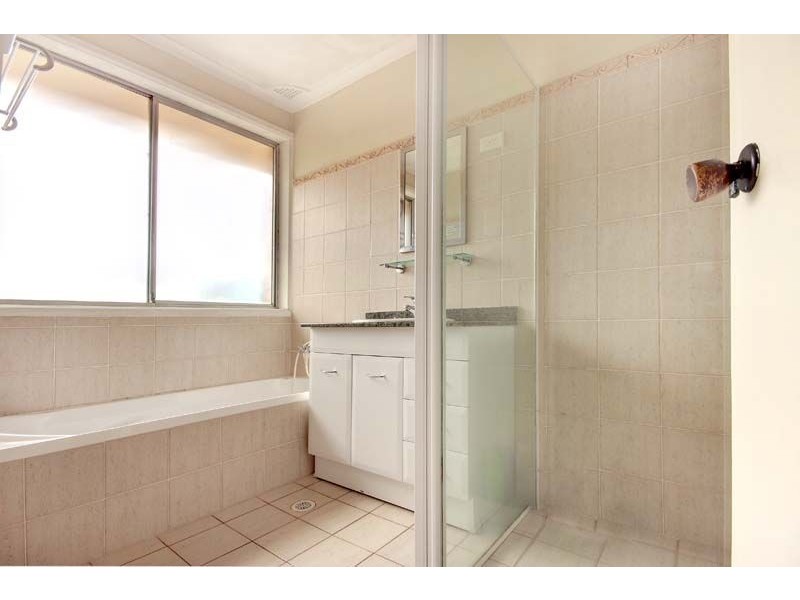 13 Chistlehurst Avenue, Figtree NSW 2525