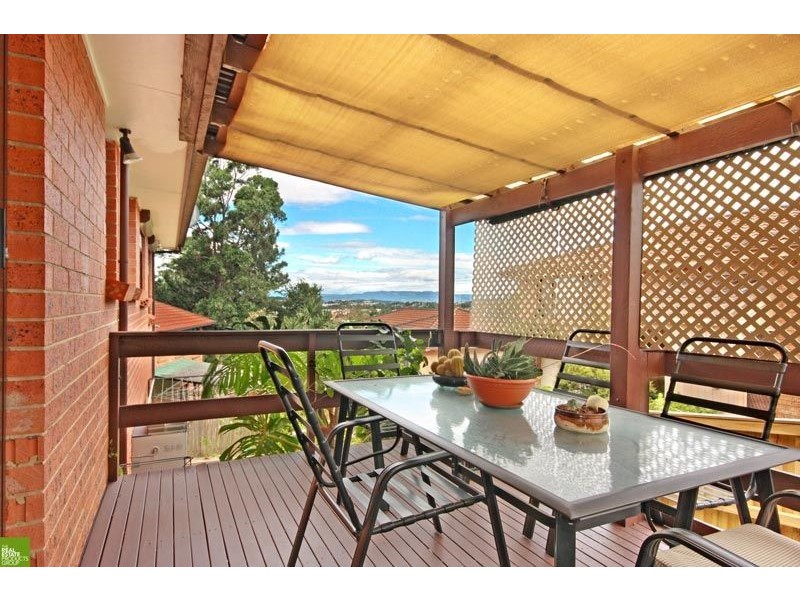 1/12 Cameron Place, Figtree NSW 2525
