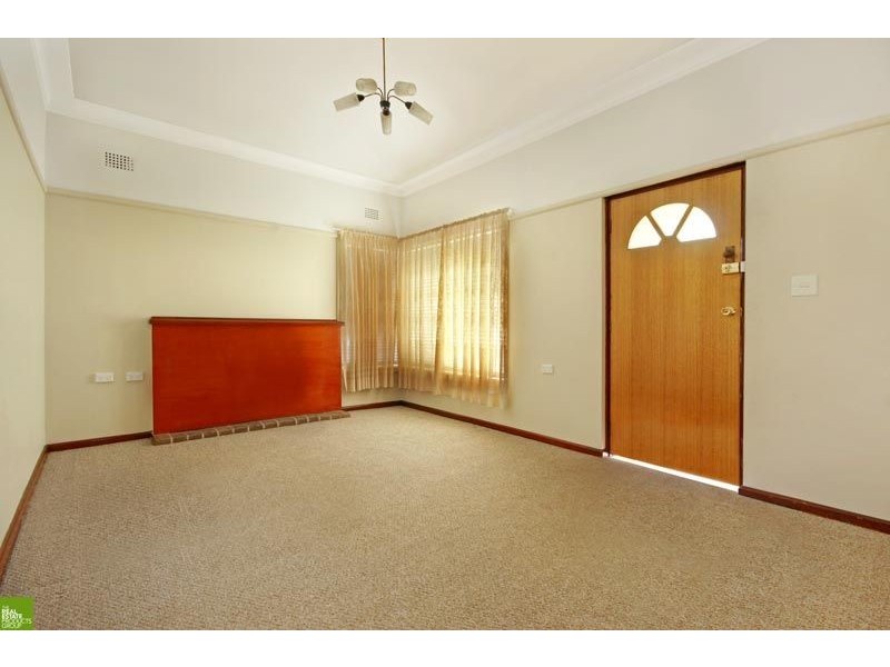 47 Stuart Road, Warrawong NSW 2502