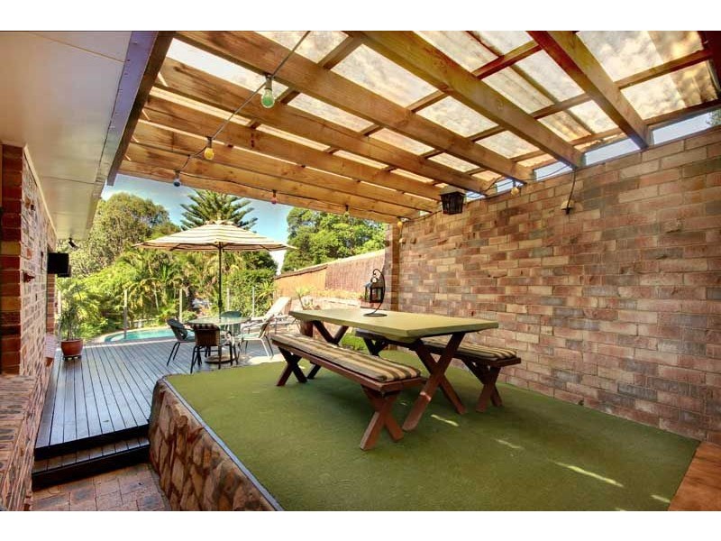 15 Springfield Ave, Figtree NSW 2525