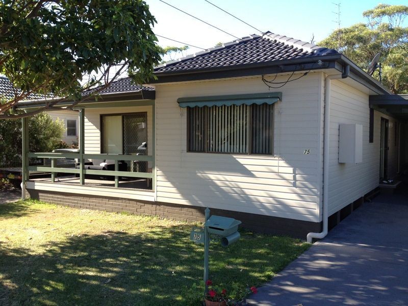 75 Ocean Street, Windang NSW 2528