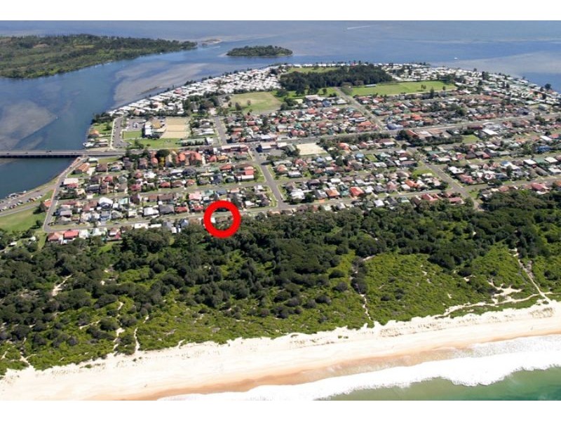 101 Ocean Street, Windang NSW 2528