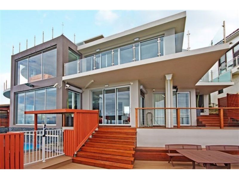 32 Dovers Drive, Port Kembla NSW 2505