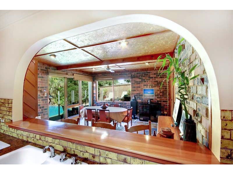 15 Springfield Ave, Figtree NSW 2525