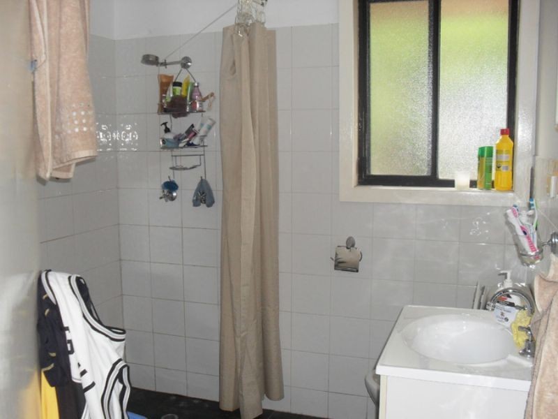 37 Kingsley Drive, Lake Heights NSW 2502