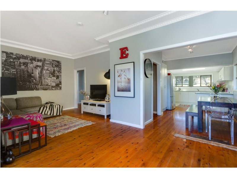 77 St Johns Avenue, Mangerton NSW 2500
