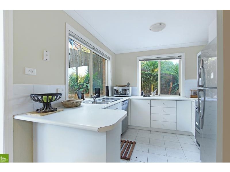 4/10 William Street, Unanderra NSW 2526