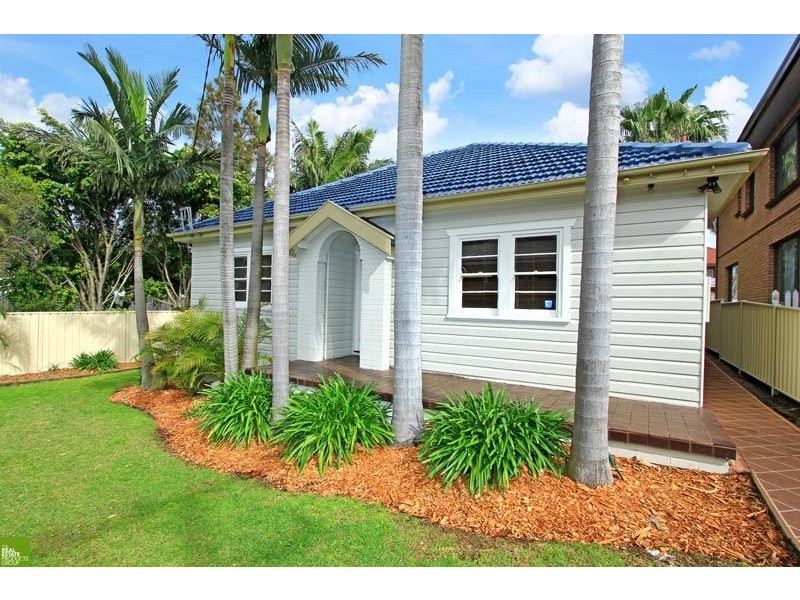 31 Third Avenue, Port Kembla NSW 2505