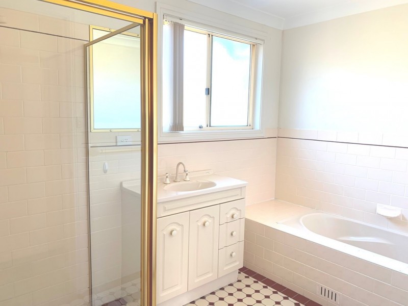 2/8A Balgownie Road, Balgownie NSW 2519