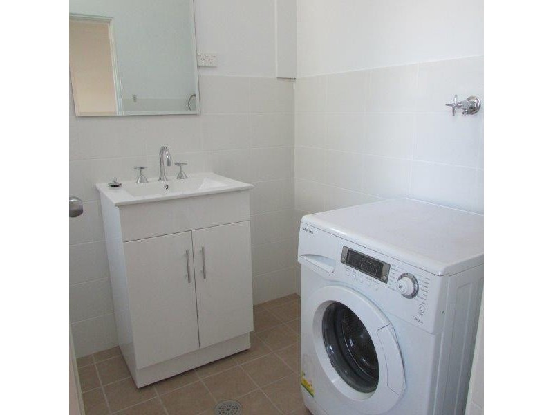 1/2A Moore street, Gwynneville NSW 2500