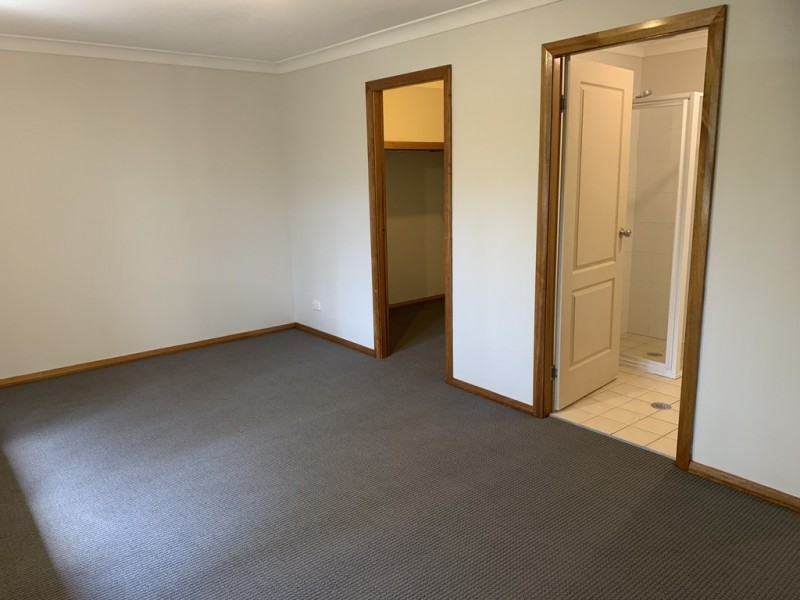 2/6 Miller Street, Coniston NSW 2500