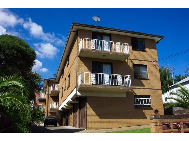 2/5 Loftus Street, Wollongong NSW 2500