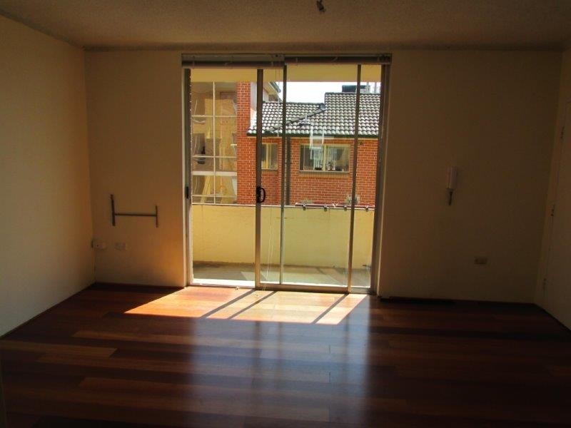 4/26 Boronia Street, Kensington NSW 2033