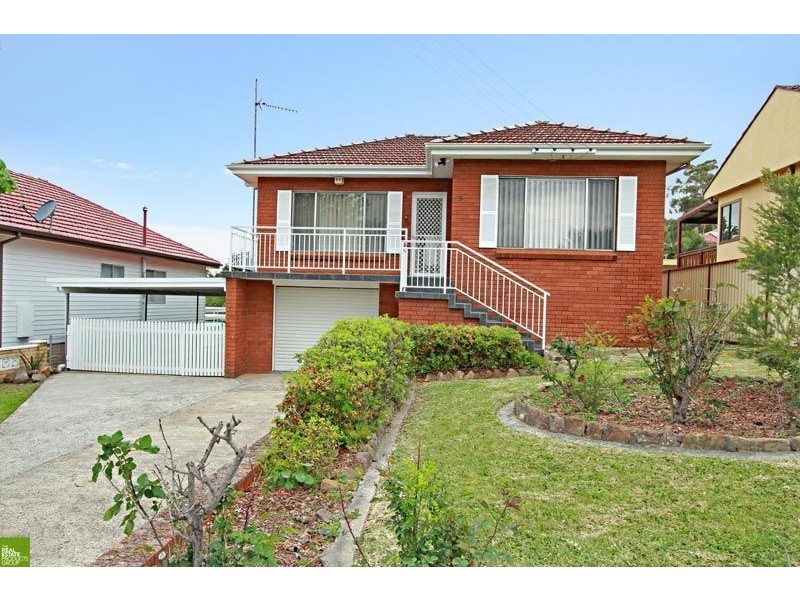 75 Cummins Street, Unanderra NSW 2526