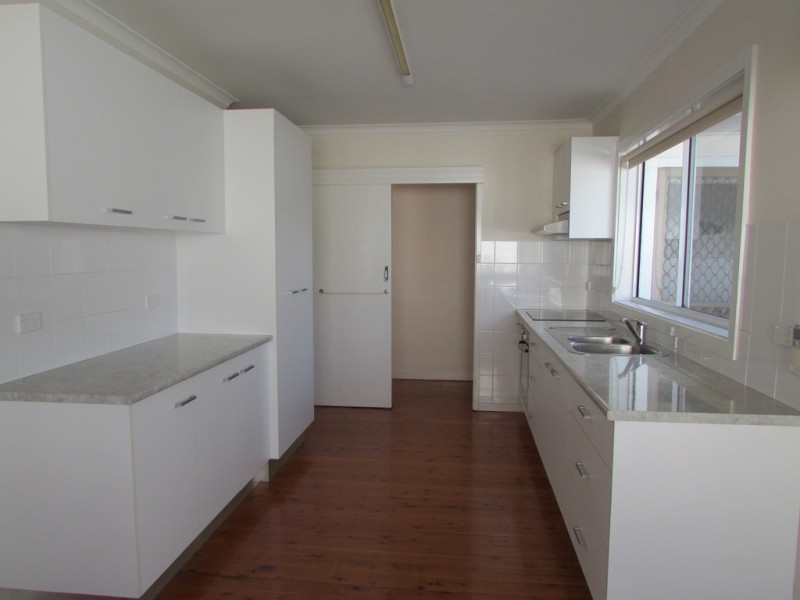 43 Hopewood Cres, Fairy Meadow NSW 2519
