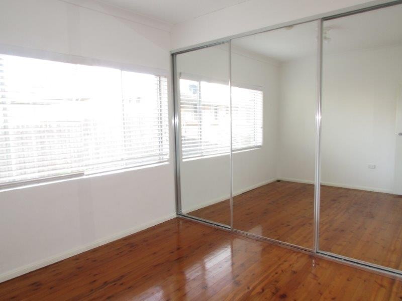 1/30 Urunga Pde, Wollongong NSW 2500