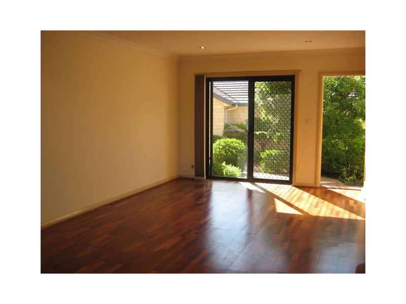 7/9A Figtree Cres, Figtree NSW 2525