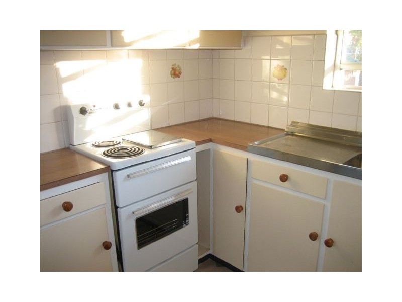 8/21 Staff Street, Wollongong NSW 2500