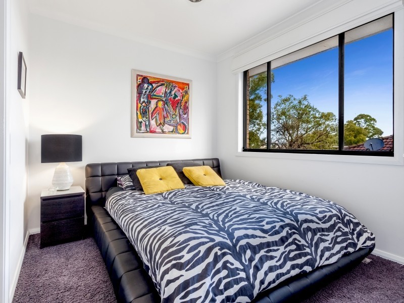 1/21 Mount Street, Mount Saint Thomas NSW 2500