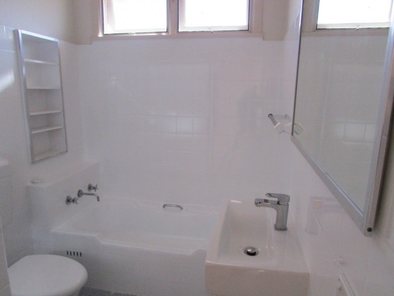 1/20 England Street, West Wollongong NSW 2500