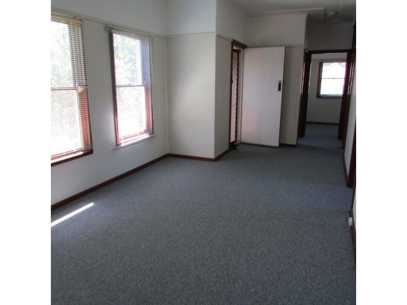 1 Hoskins Street, Gwynneville NSW 2500