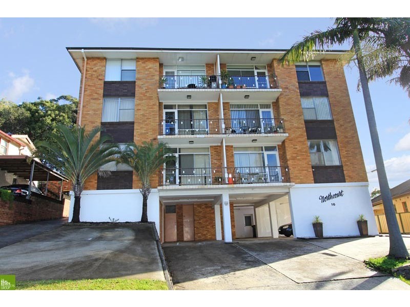 8/16 Woodlawn Avenue, Mangerton NSW 2500