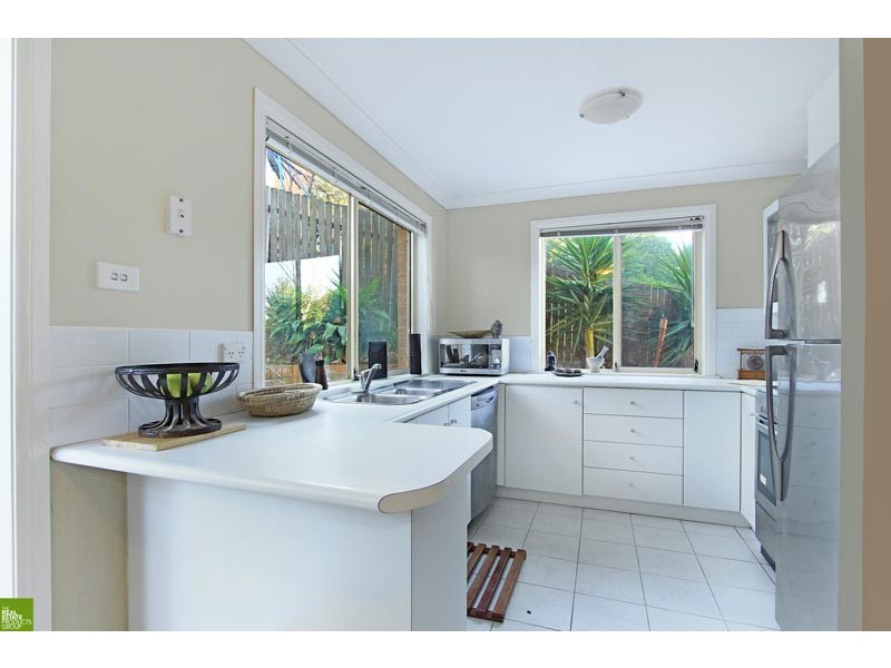 4/10 William Street, Figtree NSW 2525