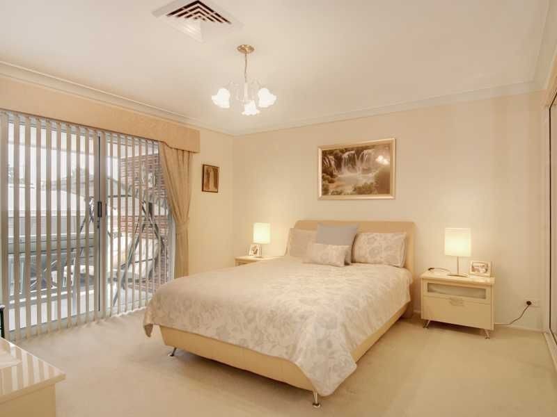 57 Gibsons Road, Figtree NSW 2525