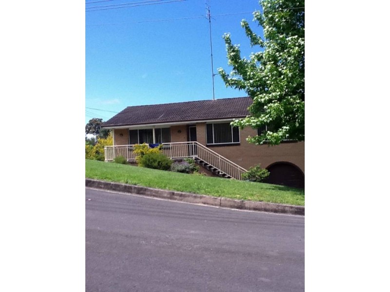 25 Burgess Avenue, Figtree NSW 2525