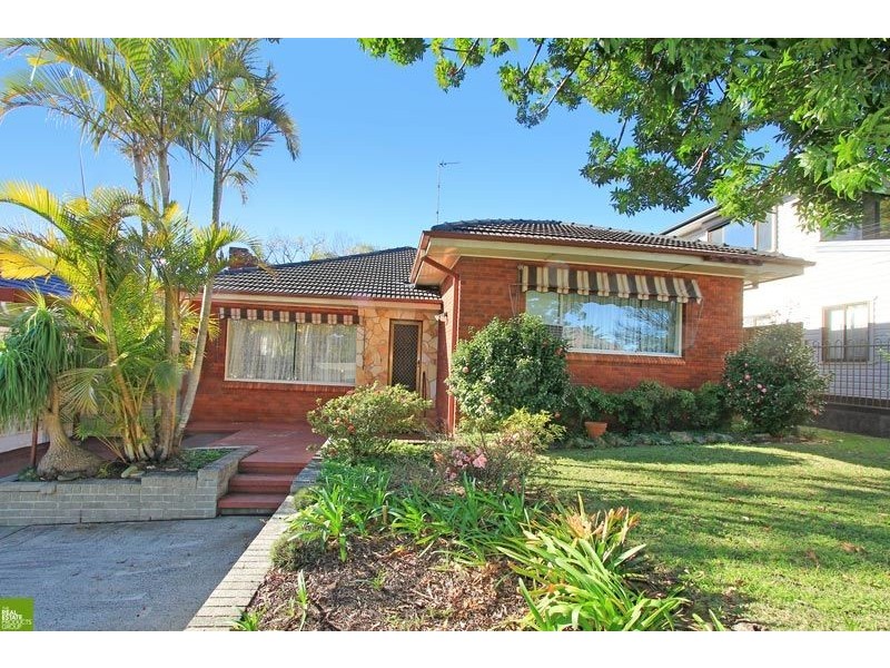 43 Phillip Crescent, Mangerton NSW 2500