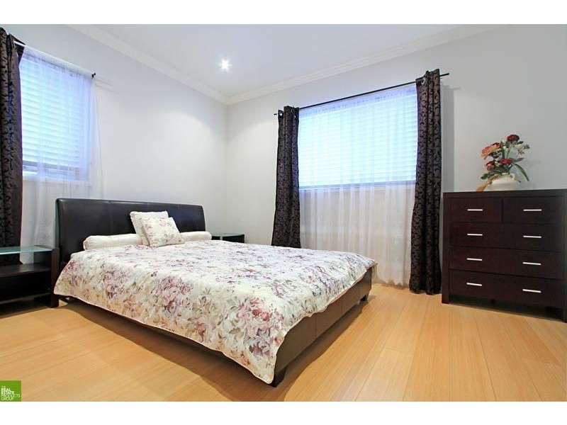 1/142 Princes Highway, Unanderra NSW 2526