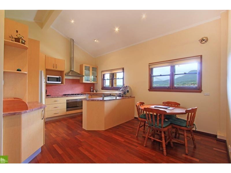 13 Amaroo Avenue, Figtree NSW 2525