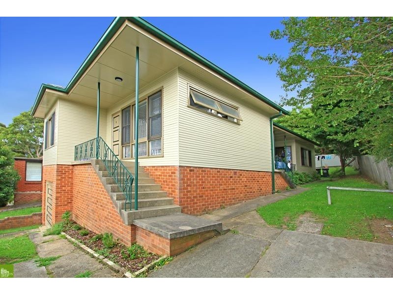 1,2+3/33 Stanleigh Crescent, West Wollongong NSW 2500