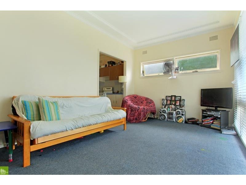 1,2+3/33 Stanleigh Crescent, West Wollongong NSW 2500