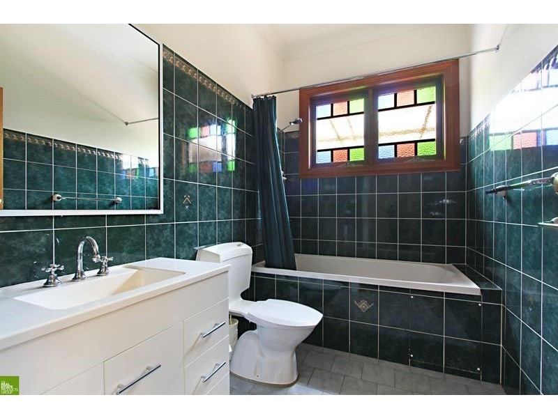 50 Eastern Avenue, Mangerton NSW 2500