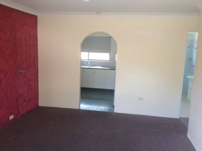 19 Railway Crescent, North Wollongong NSW 2500