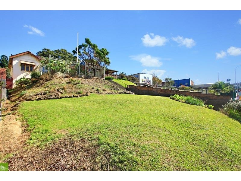 4 Gladstone Avenue, Wollongong NSW 2500