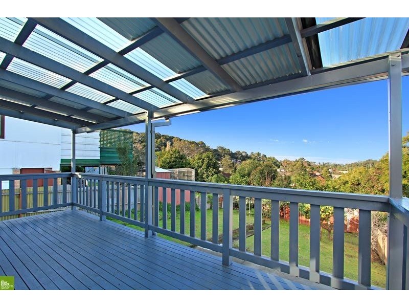 15 Hill Street, Mount Saint Thomas NSW 2500