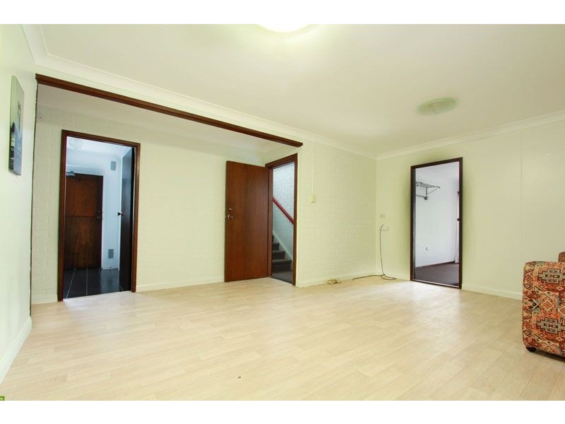 17 Colleen Grove, Mangerton NSW 2500